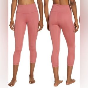 Zella Studio Crop Lie Leggings